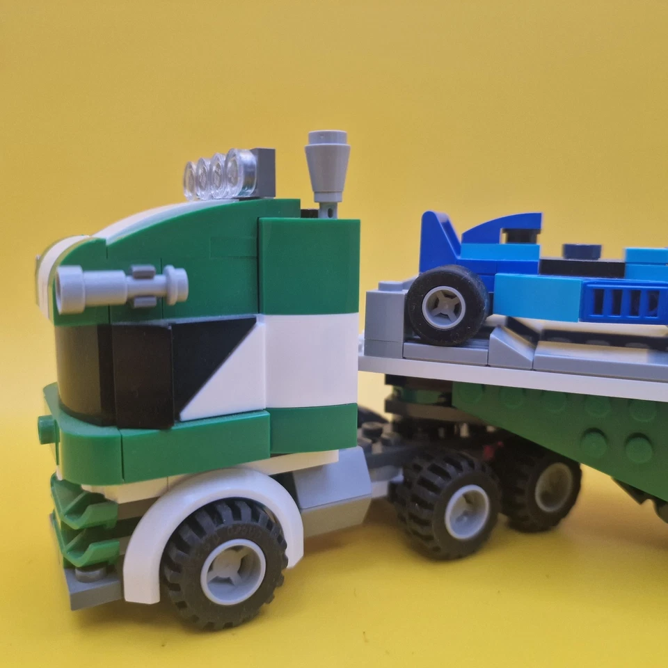 LEGO Creator 31113 Race Car Transporter, photo 2 of 4