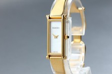 [Near MINT] Vintage GUCCI 1500L Gold 12mm White Shell Quartz Women's Watch JAPAN