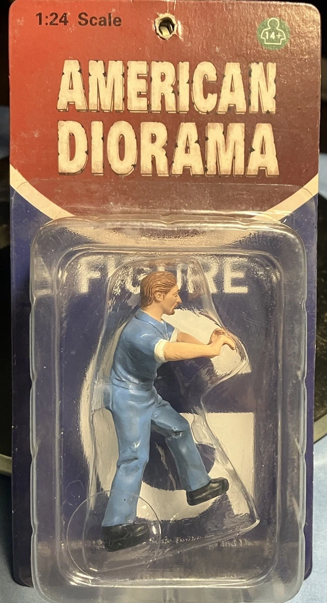 Figura Femenina En Bikini Marrón Escala 1:24 - Colección American Diorama