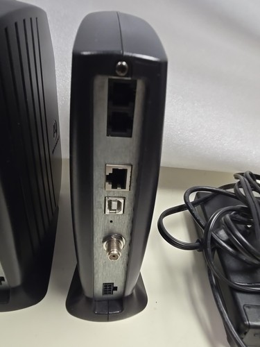 Motorola SURFboard SB5120 Cable Modem w/ AC adapter - Picture 2 of 5