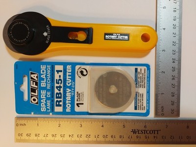 OLFA 45mm RTY-2 Classic Rotary Cutter + Extra New Blade Quilting Sewing Tool