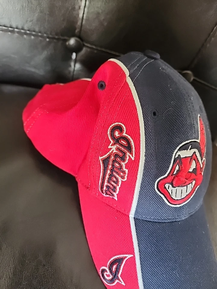 Gorra juvenil de los Indios de Cleveland MLB mercancía genuina Foto 2 de 4