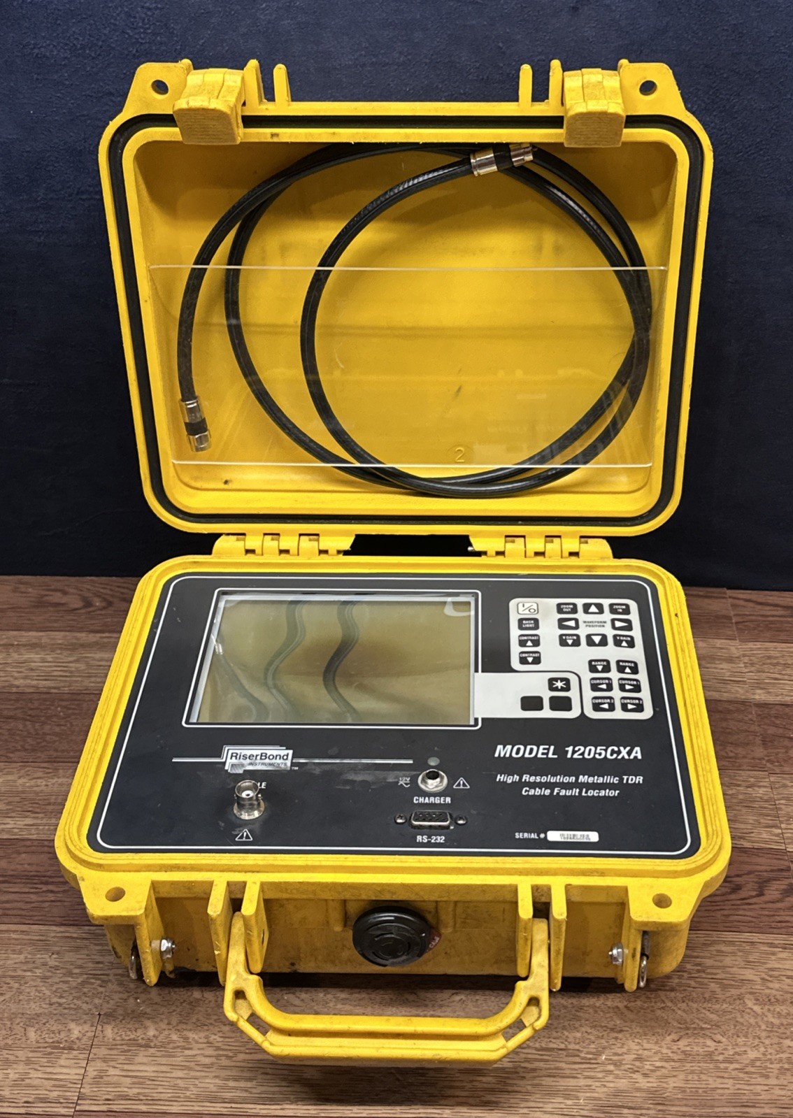 Riser Bond 1205CXA TDR High-Resolution Metallic Cable Fault Locator