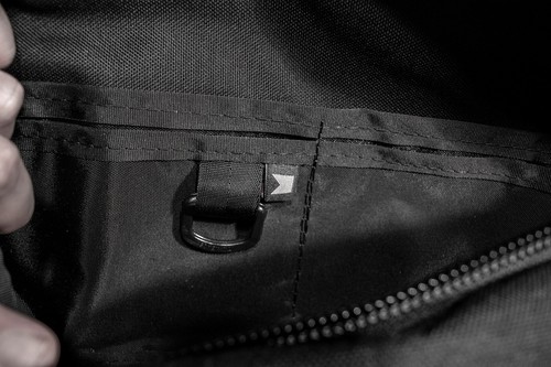 IGNOBLE Sling 2.5.8 - Zippered Cross Body Bag in 1000D Nylon - Made in the USA - Picture 7 of 10