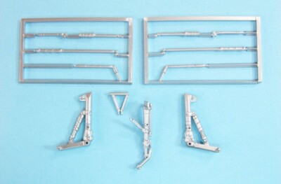 1/72  Su-24 Fencer Landing Gear 72125 for Trumpeter