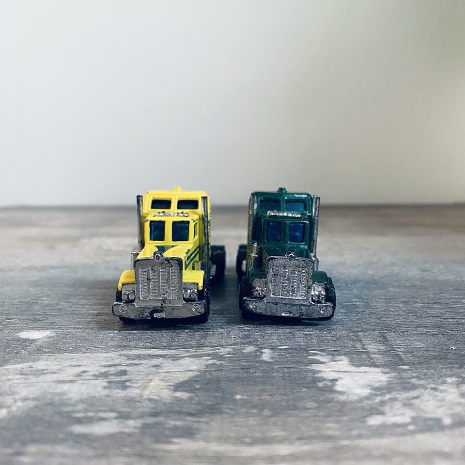 2 Vintage 1978 Universal / Summer Motor Force Kenworth Tractor Trailer