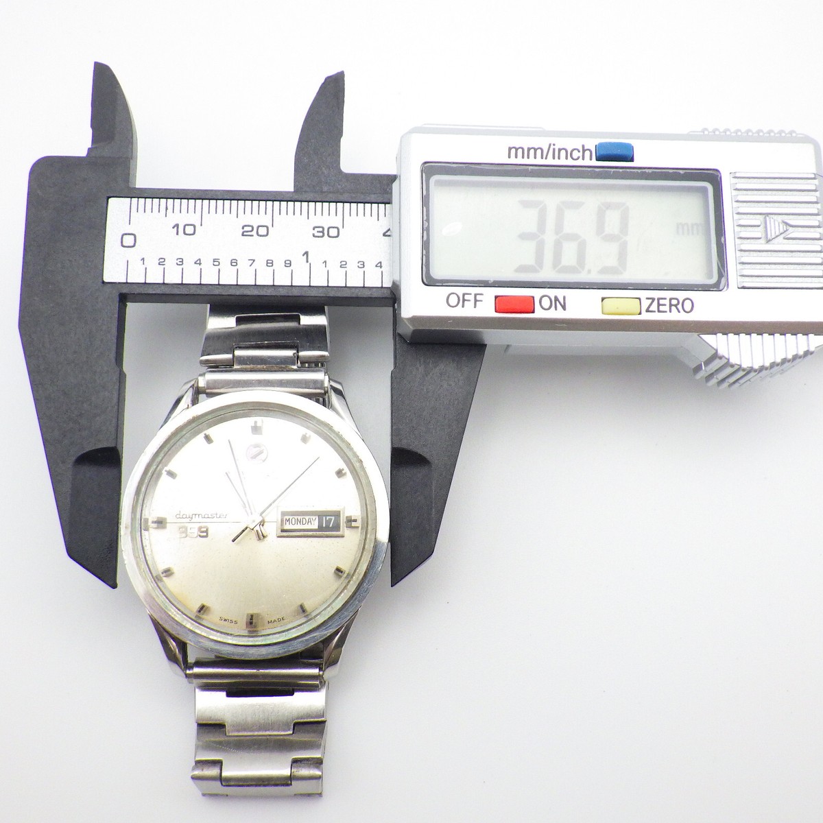 【訳アリ】70s RADO daymaster 999 自動巻 スイス製 腕時計 RADO DAYMASTER 999 AUTOMATIC MEN'S WRISTWATCH SWISS MADE 60S