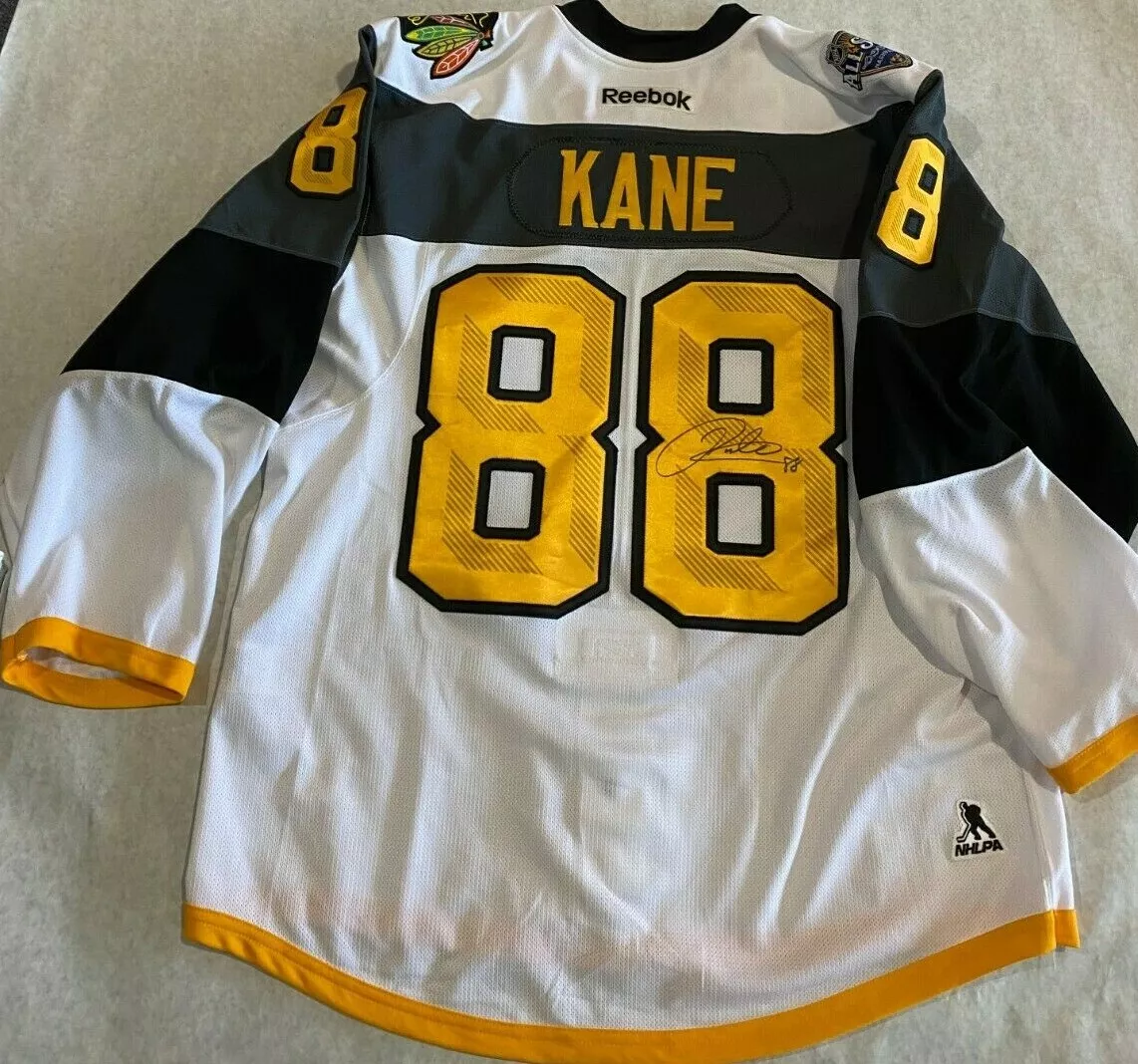 patrick kane autographed jersey