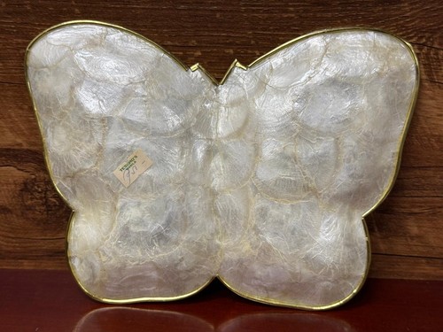 VINTAGE CAPIZ SHELL BUTTERFLY DISH - MADE IN MANILA PHILLIPINES - WITH GOLD TRIM - Picture 4 of 8