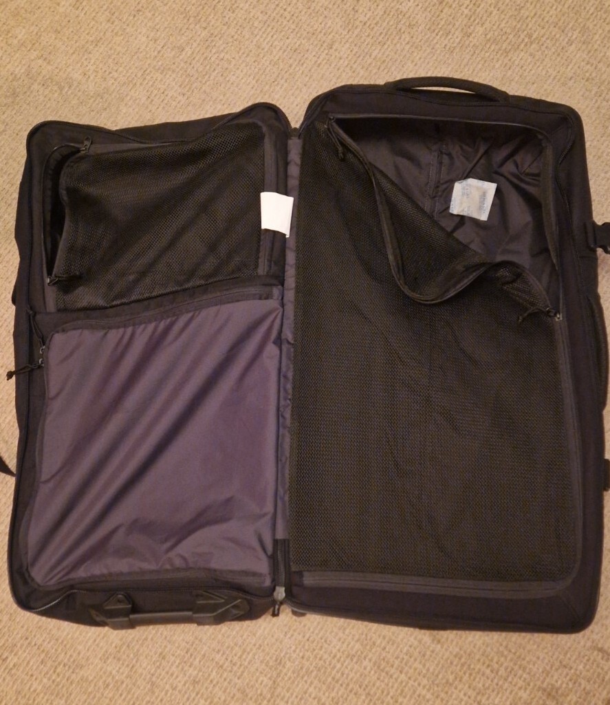 Dakine Split Roller travel trolley bag 110ltr (BLACK) eBay