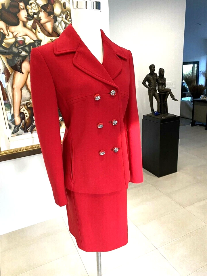 $895 Moschino дешевая и шикарная юбка костюм красный размер 4/6 винтажный 90-х сделано в Италии - Изображение 3 из 4