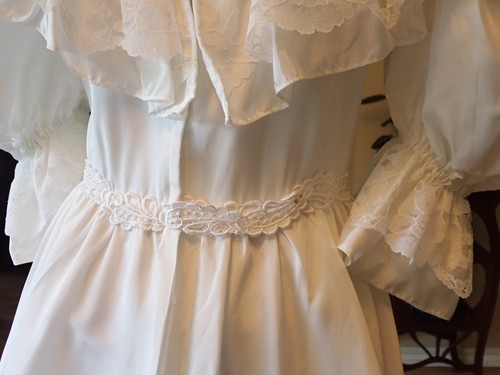 VTG JC Penney White Taffeta Victorian Wedding Gown Tiered Lace Cathedral Train M - Picture 6 of 7