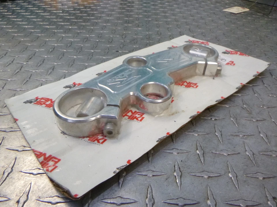 Abrazadera superior triple árbol 03-04 Suzuki GSXR 1000 CNC Billet aluminio cromo EE. UU. Foto 3 de 4