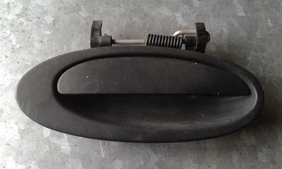 POIGNEE DE PORTE EXTERIEURE AVANT DROITE RENAULT LAGUNA I 1 7700821374 - Photo 1/3
