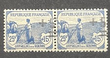Timbre variété 165** Profit Des Orphelins De La Guerre paire  surcharge à cheval
