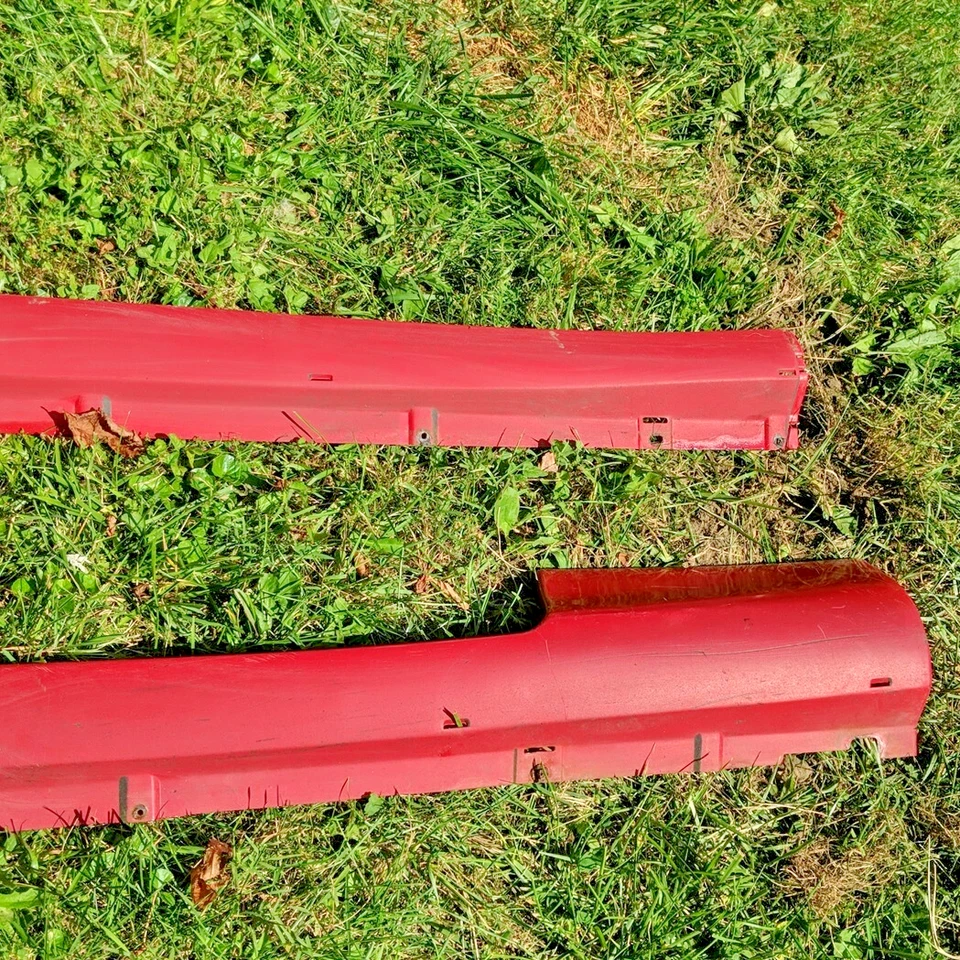 1990-1994 Eclipse Laser Talon 1G DSM Par LH RH Rojo Exterior Faldas Laterales OE Usado Foto 3 de 4