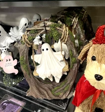 TJ MAXX - TikTok Shop Viral - Ghost on a Tree Swing - Halloween - 10"x8" 