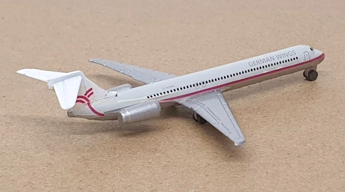 Schabak escala 1/600 904/111 - McDonnell Douglas MD-83 alas alemanas Foto 2 de 4