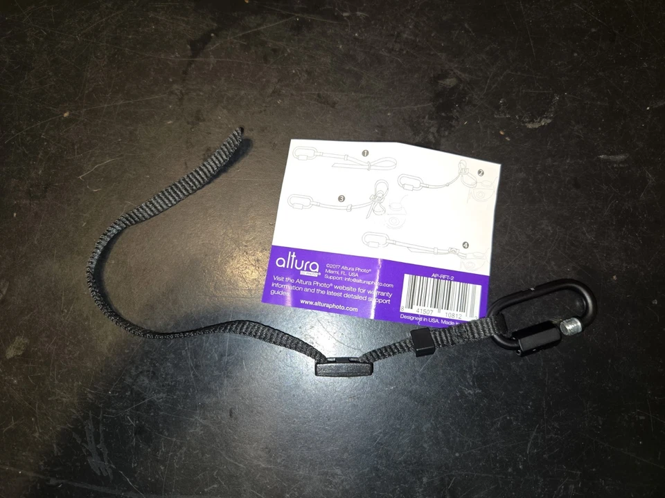 Altura Photo:Rapid Fire Sling Strap Quick Release Photo Camera Strap-Gently Used - Image 4 of 4