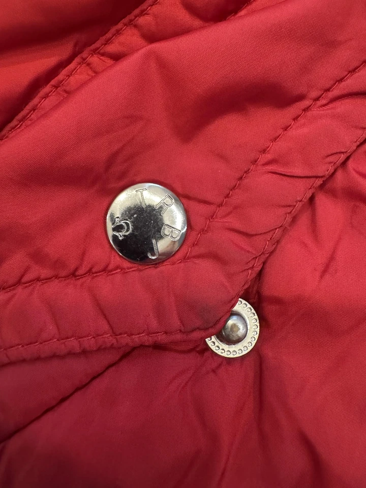 Chaleco acolchado True Religion para hombre grande rojo acolchado plumón de ganso frente a presión Foto 3 de 4