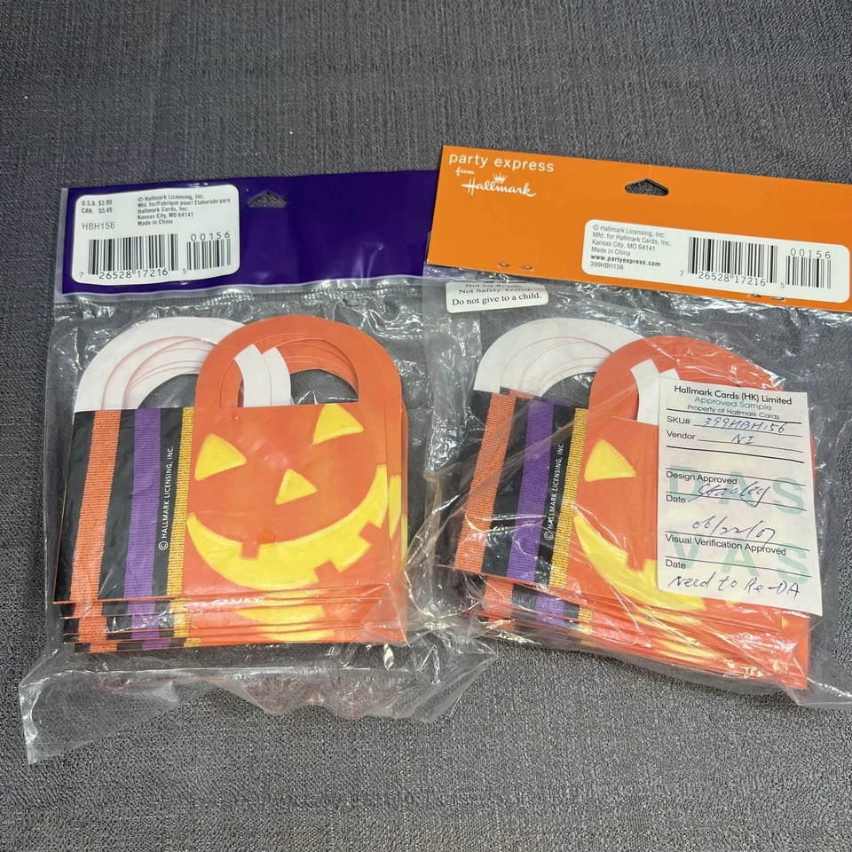 Бумажные коробки для угощений конфет Hallmark Party Express Halloween Jack-O-Lantern 20 штук - Изображение 2 из 2