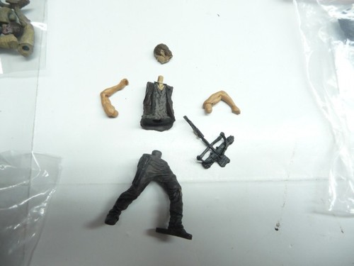 McFarlane Walking Dead Walker Horde Zombies 1:32 Plastic .DEAL!!! - Picture 4 of 5