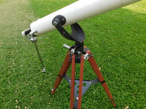 NEAT VINTAGE MONOLUX MODEL 4352 TELESCOPE WITH WOODEN LEGS & BOX JAPAN - Picture 3 of 24