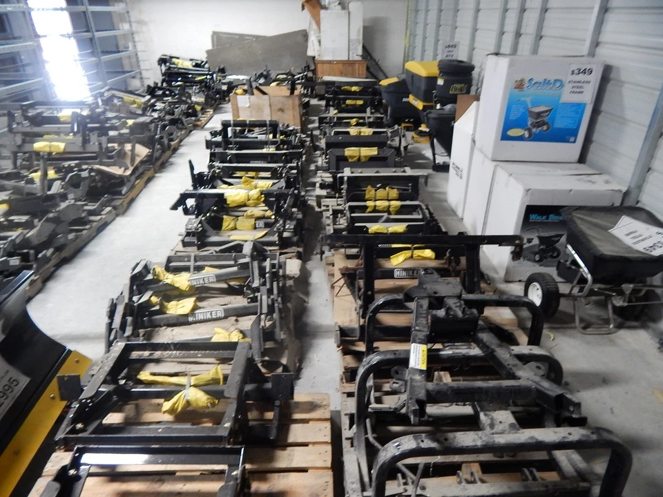 Hiniker Snowplow Mount QH2 2015-2019 Chevy/GMC K2500-3500, 25013354 Foto 4 de 4