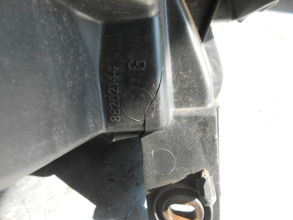 MONTAJE INDICADOR FARO LATERAL PASAJERO PEUGEOT 306 N5 (MK2) 1997 - 1999 NS Foto 2 de 3