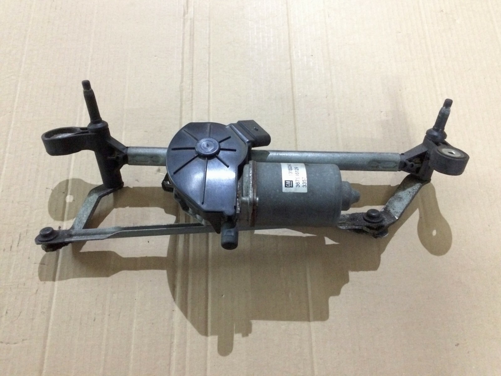 VAUXHALL CORSA D GENUINE FRONT WINDSCREEN WIPER MOTOR WITH LINKAGES