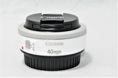 Near Mint-Canon EF 40mm f/2.8 STM Pancake Lens White | eBay