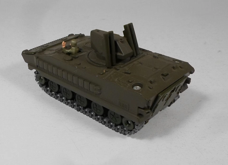 SOLIDO 1988 MILITARY COLLECTION #6066 AMX 10P HOT MISSILE LAUNCER LANCE MISSILE - Image 4 of 4