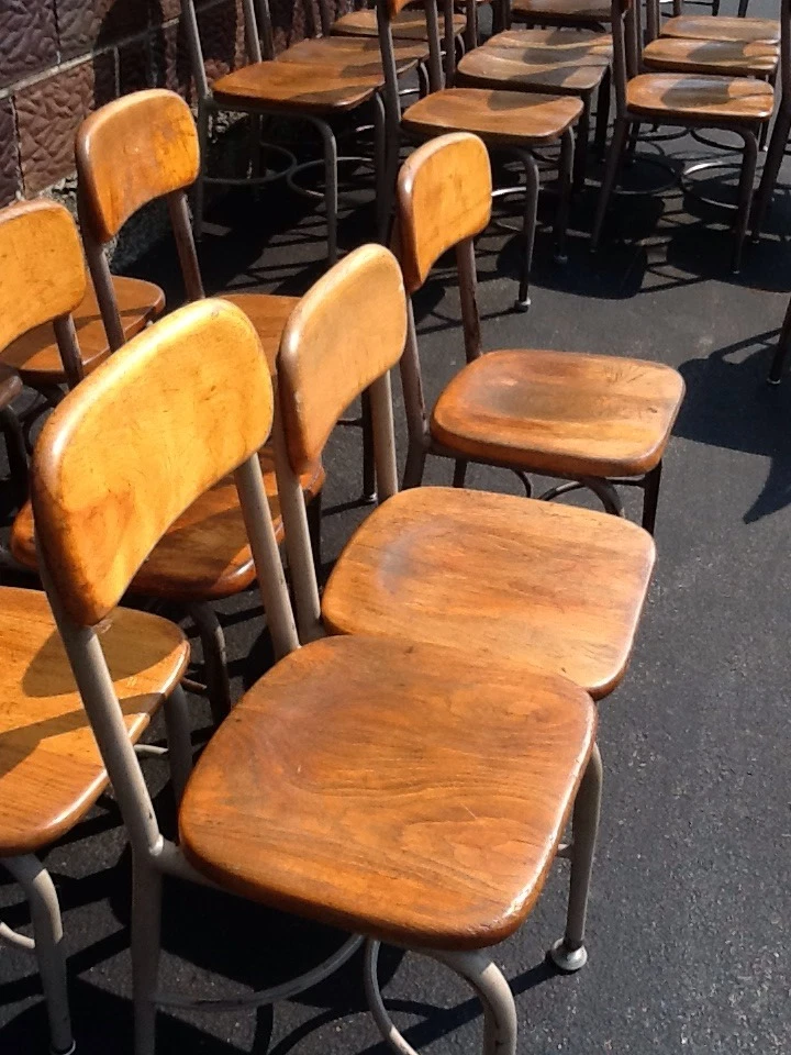 11- Sillas escolares pequeñas vintage Heywood Wakefield de madera/metal - muy buenas Foto 4 de 4