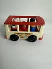 Vintage Fisher Price Little People Mini Van Bouncing Family Bus + Figures