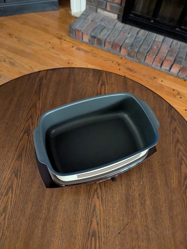 VTG West Bend Slow Cooker: Model 84114, Brown Stripe, USA Made - Circa 1985 🆕 - Picture 10 of 24