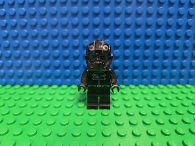Lego Imperial TIE Defender Fighter Pilot Minifigure 9492 Star Wars