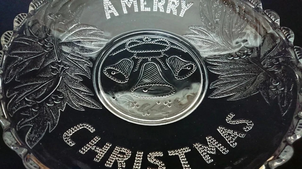 Antique Davidson Glass 'A Merry Christmas' Plate Victorian 1880s FINE CONDITION - Image 2 of 3