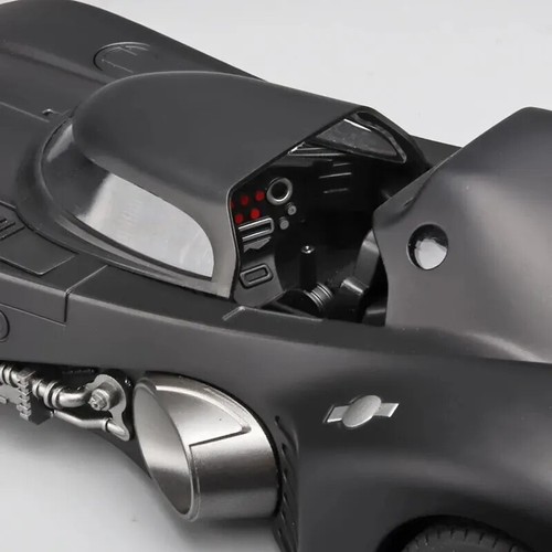 1:18 Scale The Batman Batmobile 1989 DC Comics Diecast Car Toy Collectible NEW - Picture 3 of 6