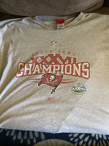 NFL Tampa Bay Buccaneers Superbowl XXXVII Champions 2002 Reebok Vintage Grey T - Picture 2 of 3