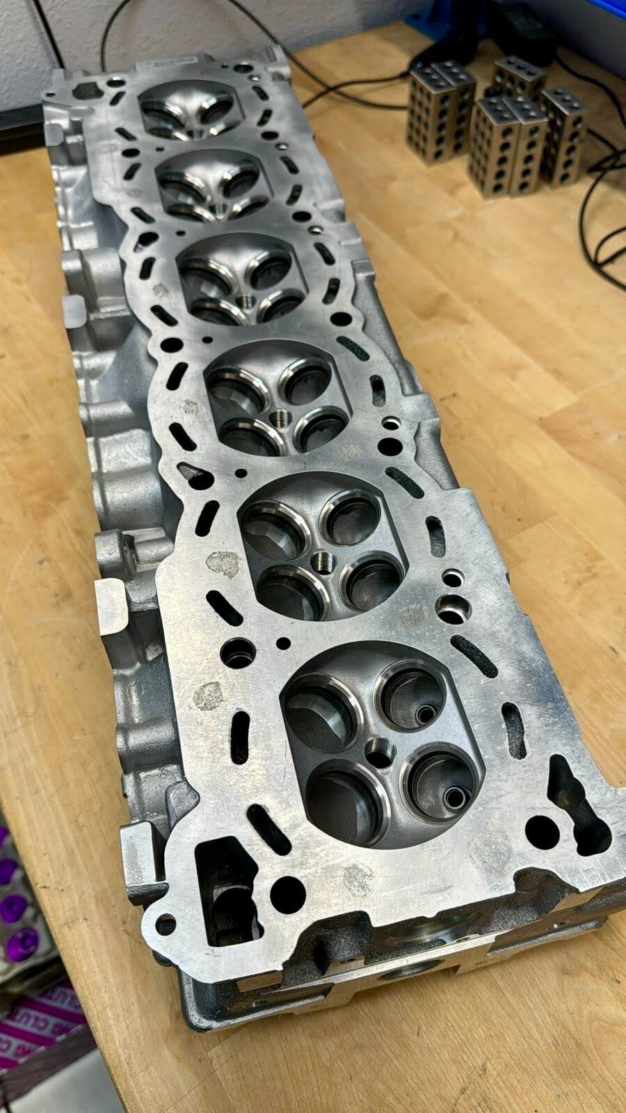 New Rare Genuine OEM Nissan Skyline GTR RB26 Cylinder Head BNR32