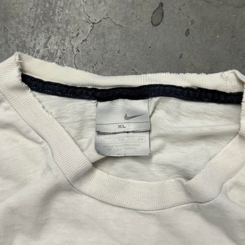 vintage y2k nike embroidered mini swoosh tshirt xl white black retro sportswear - Picture 3 of 5