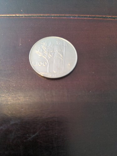 1972 Italy 100 Lire Coin Republica Italiana Lira Minerva