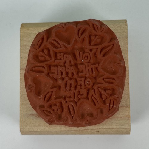 Apple of my Eye Wreath Rubber Stamp A1327C Rubber Stampede Vintage New - Picture 2 of 7