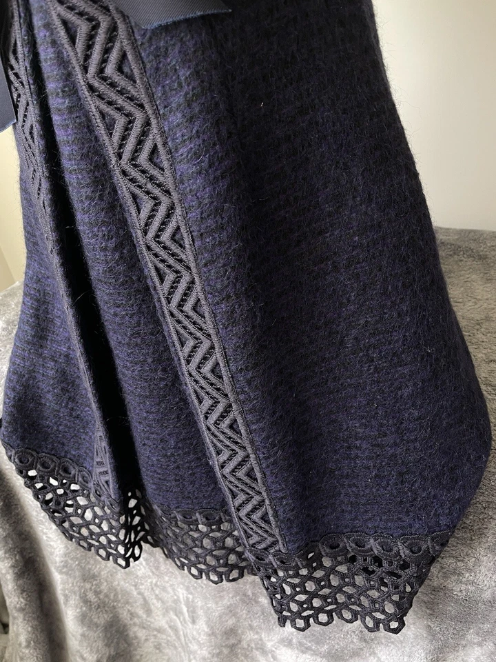 Anna Sui Designer Dress 2006 Runway Look #22 Tweed Purple Sheath S 4 V Neck Wool - Image 2 of 4