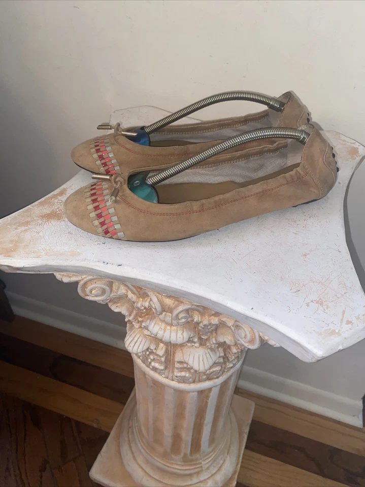 Zapatos planos de conducción Tod's para mujer de gamuza tejido ballet color azteca tostado desnudo talla 11 Italia Foto 4 de 4
