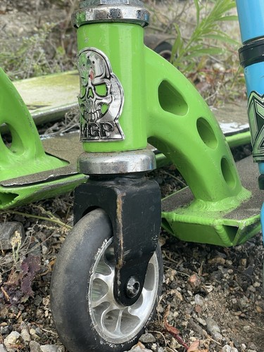 Joblot of 4x Original MGP Stunt Scooter - 1x Blue 3x Green / Kids Toddlers Teens - Picture 7 of 24