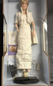 diana princess of wales porcelain portrait doll