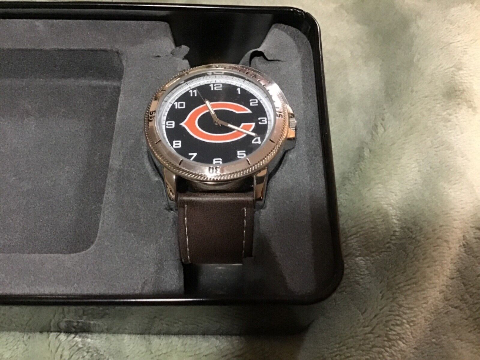 NFL Sparo Knight watch new in box Chicago bears new in open box 