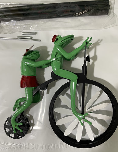 Vintage Bicycle Yard Lawn Windmill Decoration Frog Bicycle Model Garden Decor - Picture 2 of 2
