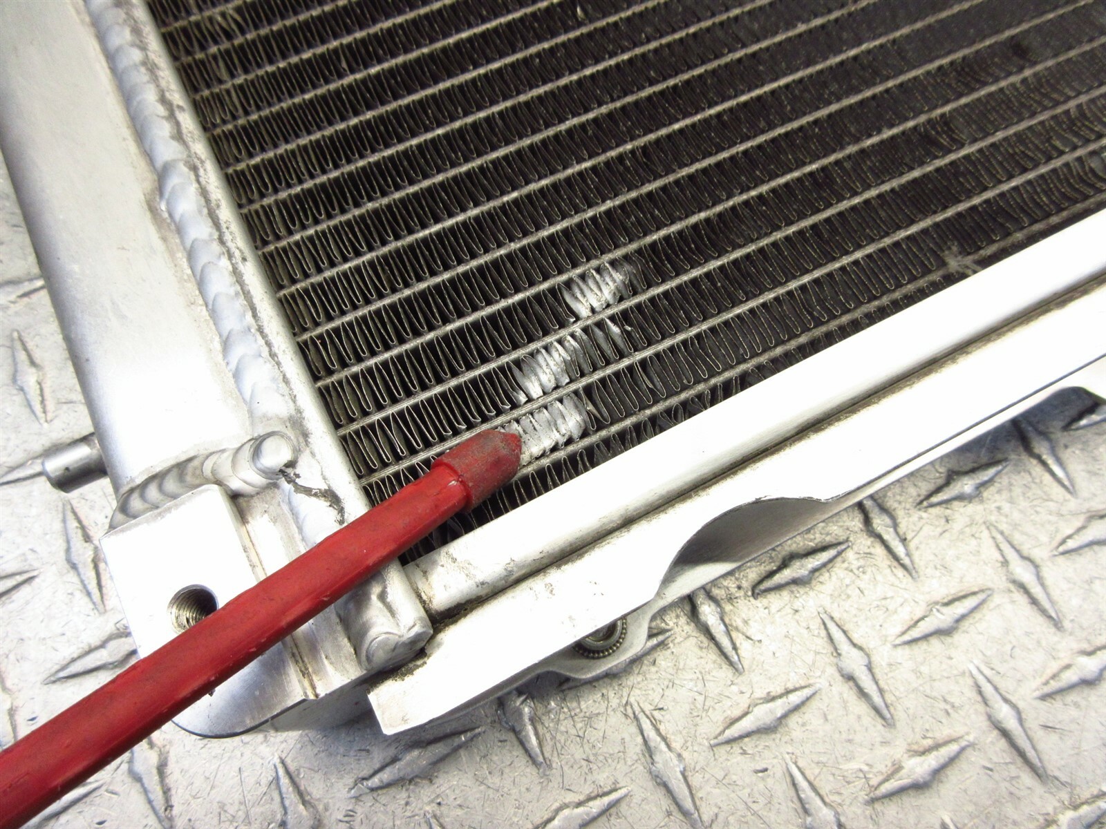 1995 Ferrari 355 F355 Spider Motronic 2.7 Right Water Radiator 807927 OEM BENT